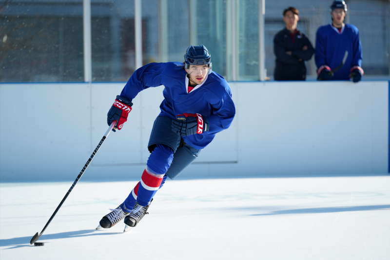 Flexibility and Mobility Boost Hockey Player Performance Today